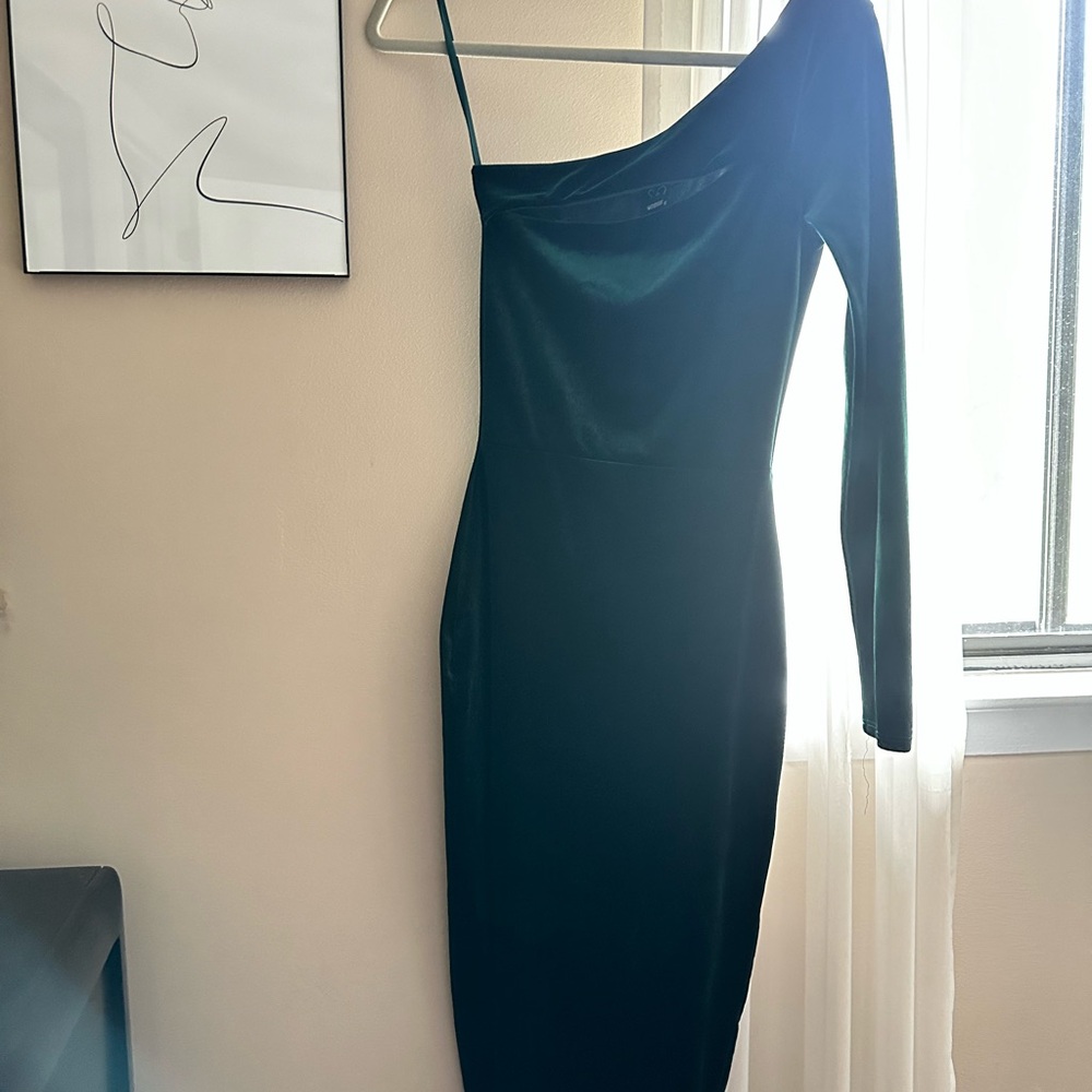 Velvet One-Shoulder Green Dress XS